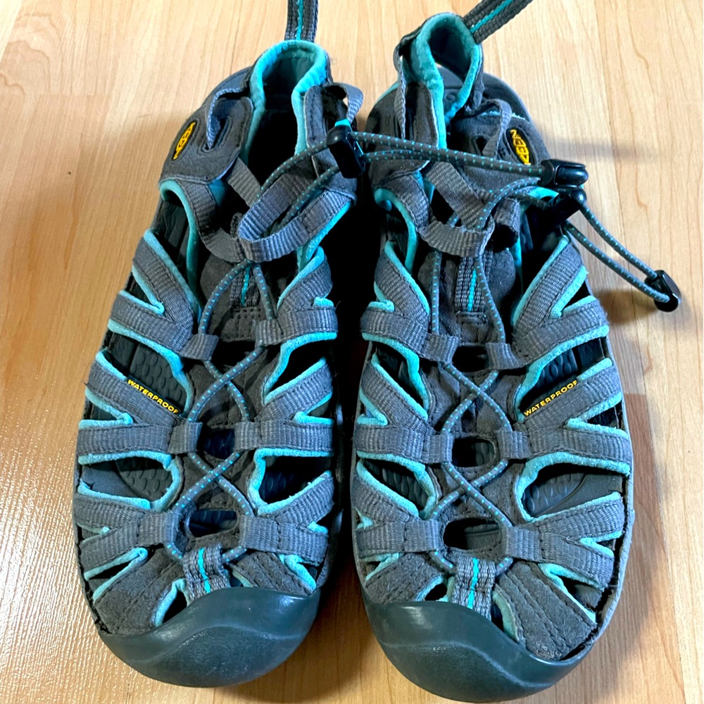 Womens Keen WHISPER Hiking Outdoor Sandals - Gray and Teal size 39